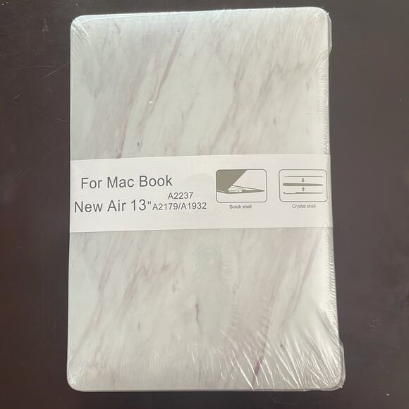 MacBook New Air 13” shell & purple soft case - Picture 1 of 5
